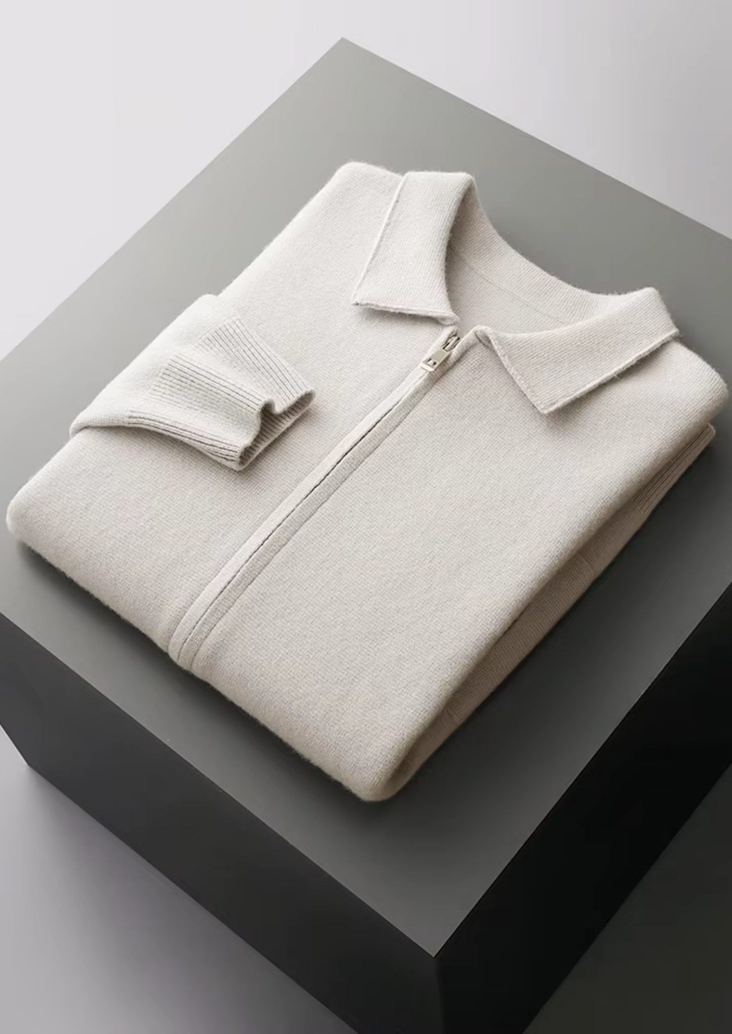 Men's Zip-Up Cardigan Sweater – Stylish Layer for Year-Round Wear