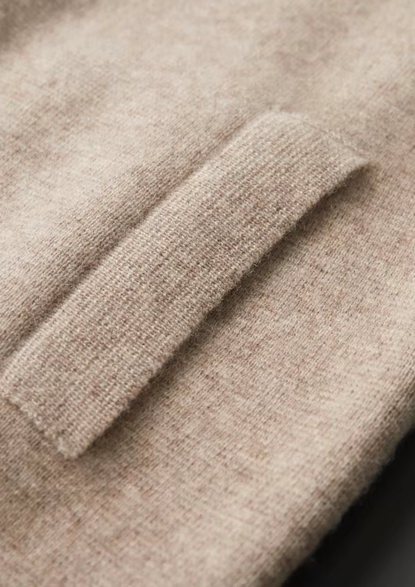 Men's Zip-Up Cardigan Sweater – Stylish Layer for Year-Round Wear