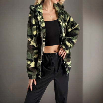Women's Jacket | Camouflage Design & Cosy Warmth 1