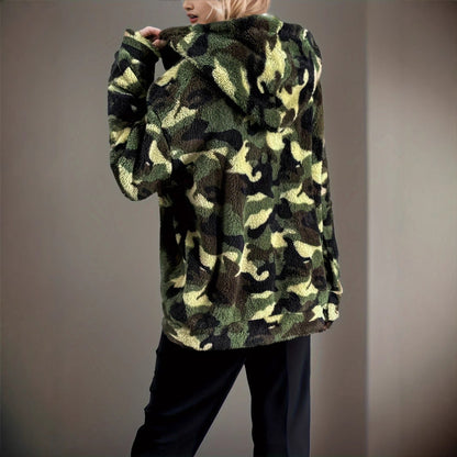 Women's Jacket | Camouflage Design & Cosy Warmth 2