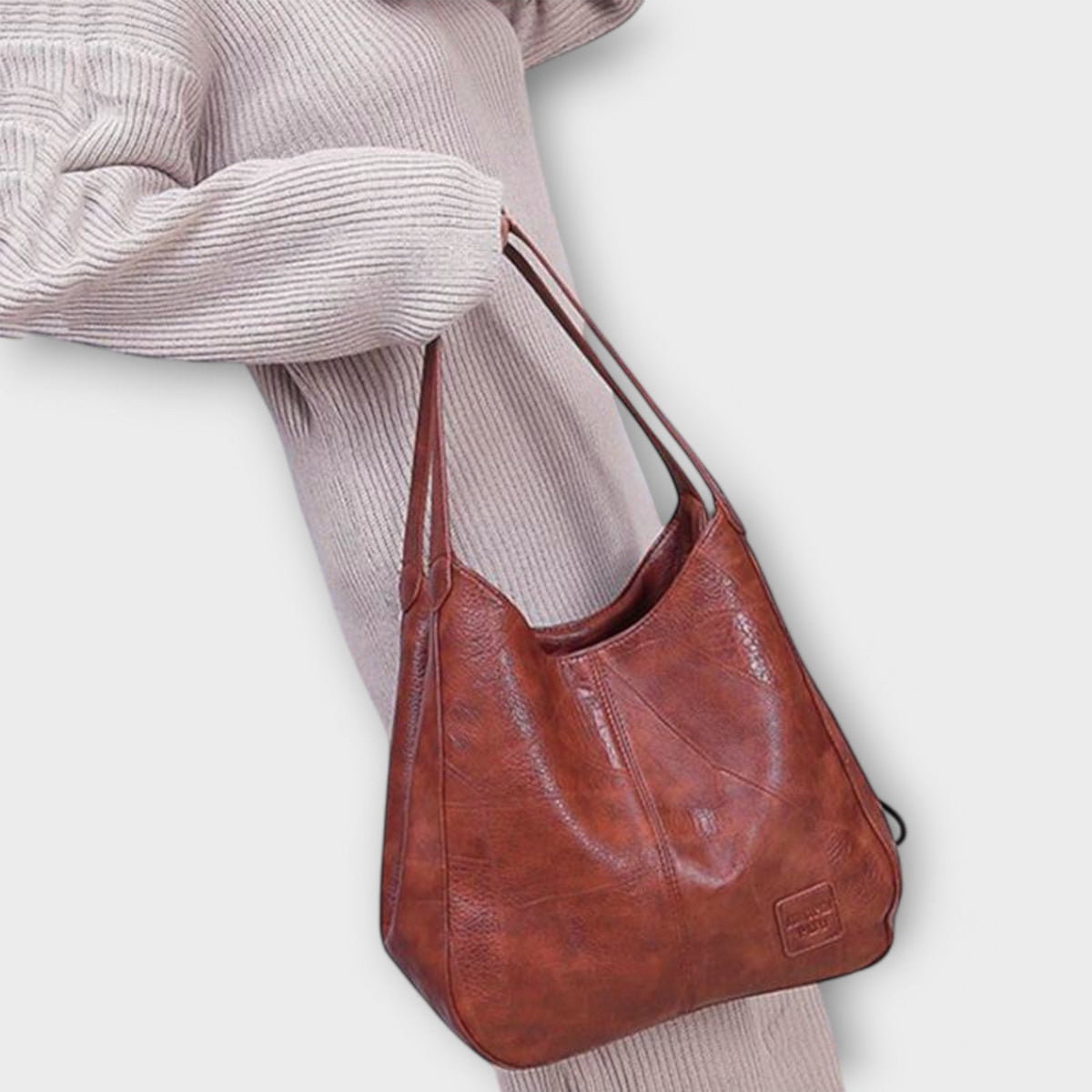 Olivia - Retro Chic Handbag for Everyday Wear