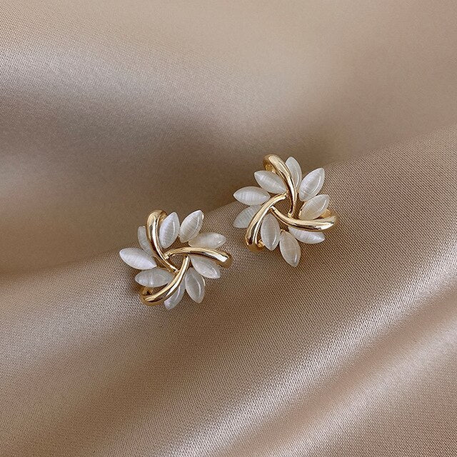 Stunning Gold and White Opal Drop Earrings for Any Occasion
