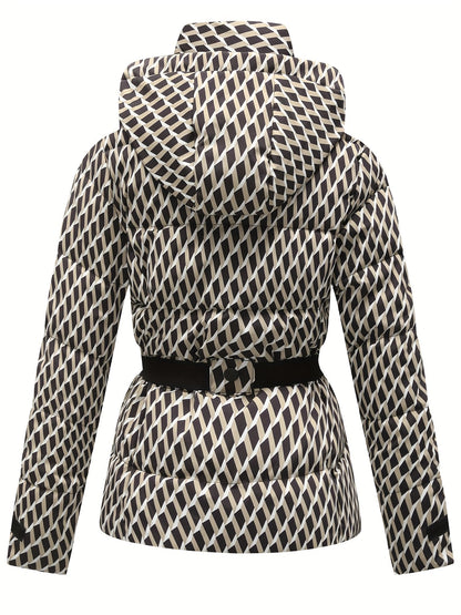Hood and zip detail on the women's hooded padded jacket