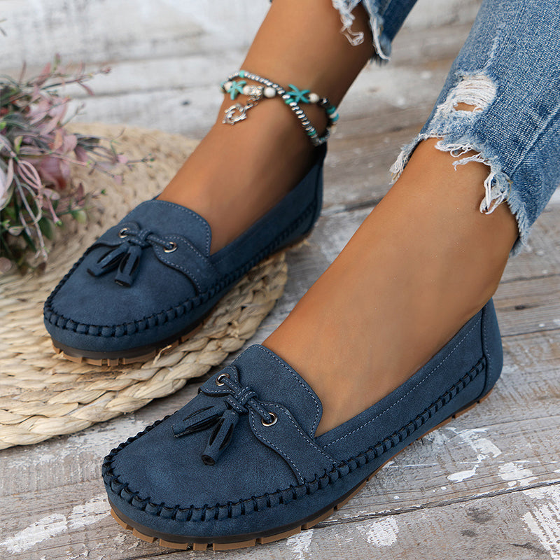 Reagan – Chic Bow Loafers for Any Occasion