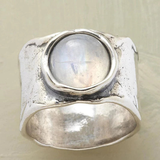 Stunning Silver Moonstone Jewelry for Special Occasions