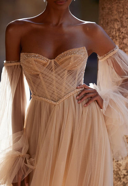 Women's Wedding Dress | Sweetheart Neckline & Puff Sleeves 4