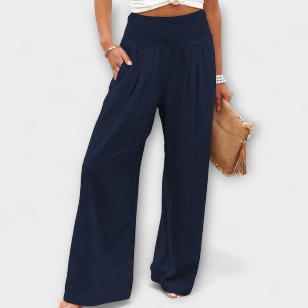 Thearya - Chic Wide-Leg Trousers for Any Occasion