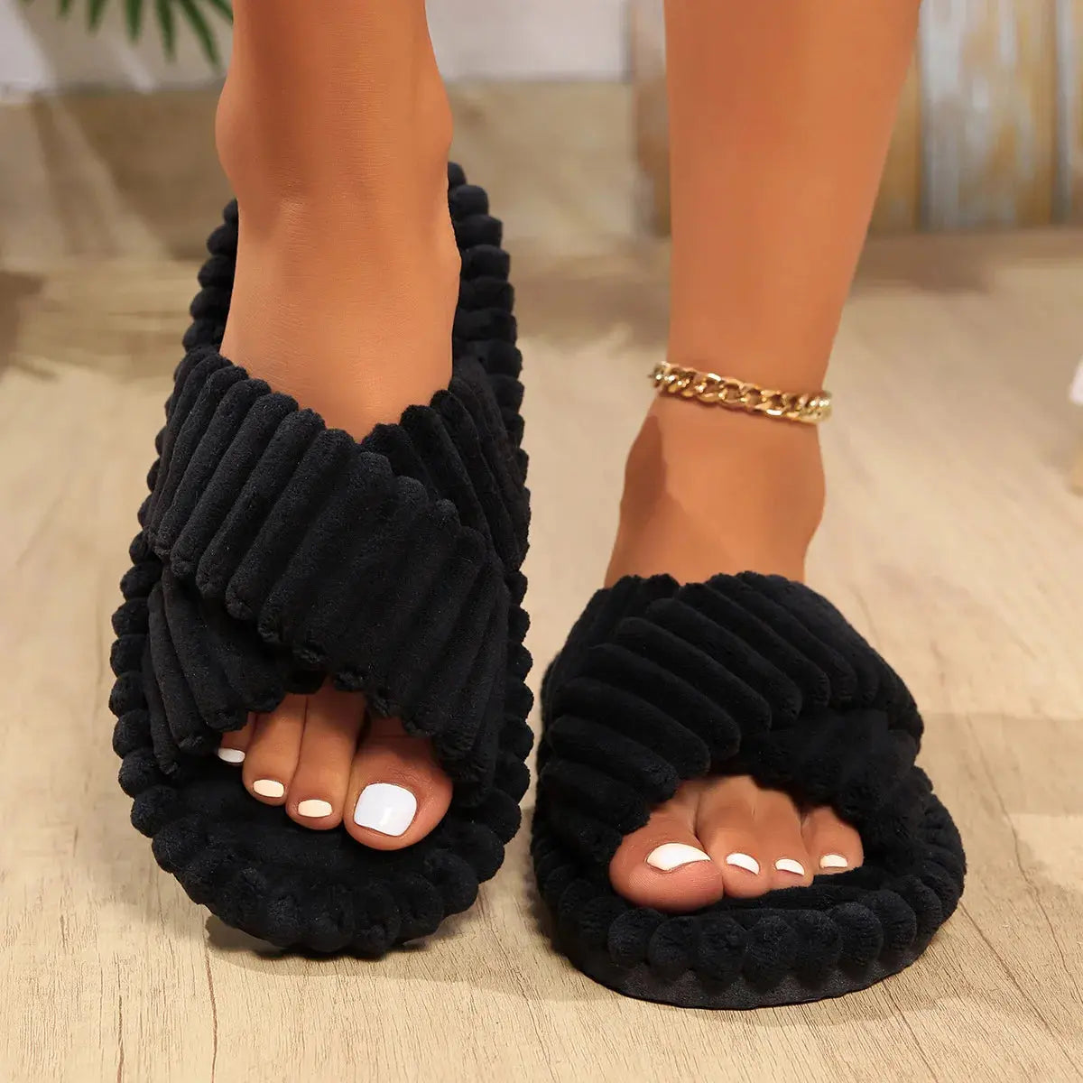 Thick Sole Plush Slippers for Women – Cozy & Comfortable 1