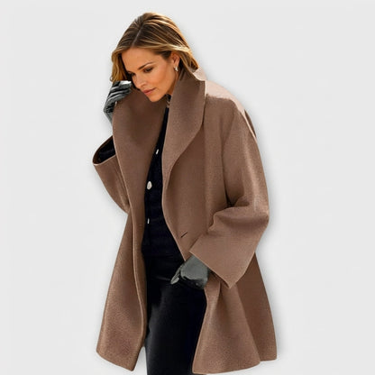 Women's Oversized Hooded Coat | Warm & Relaxed Fit 4