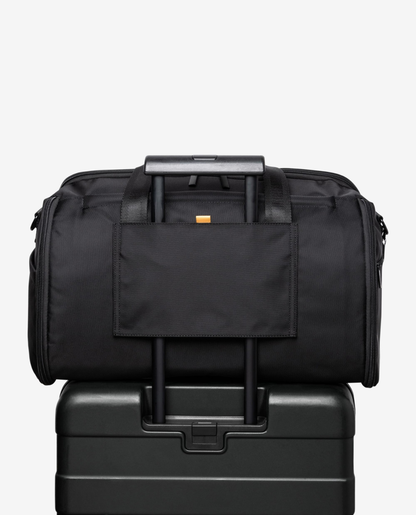 Women's Garment Duffle Bag | Fold-Out Suit Compartment & Travel Ready
