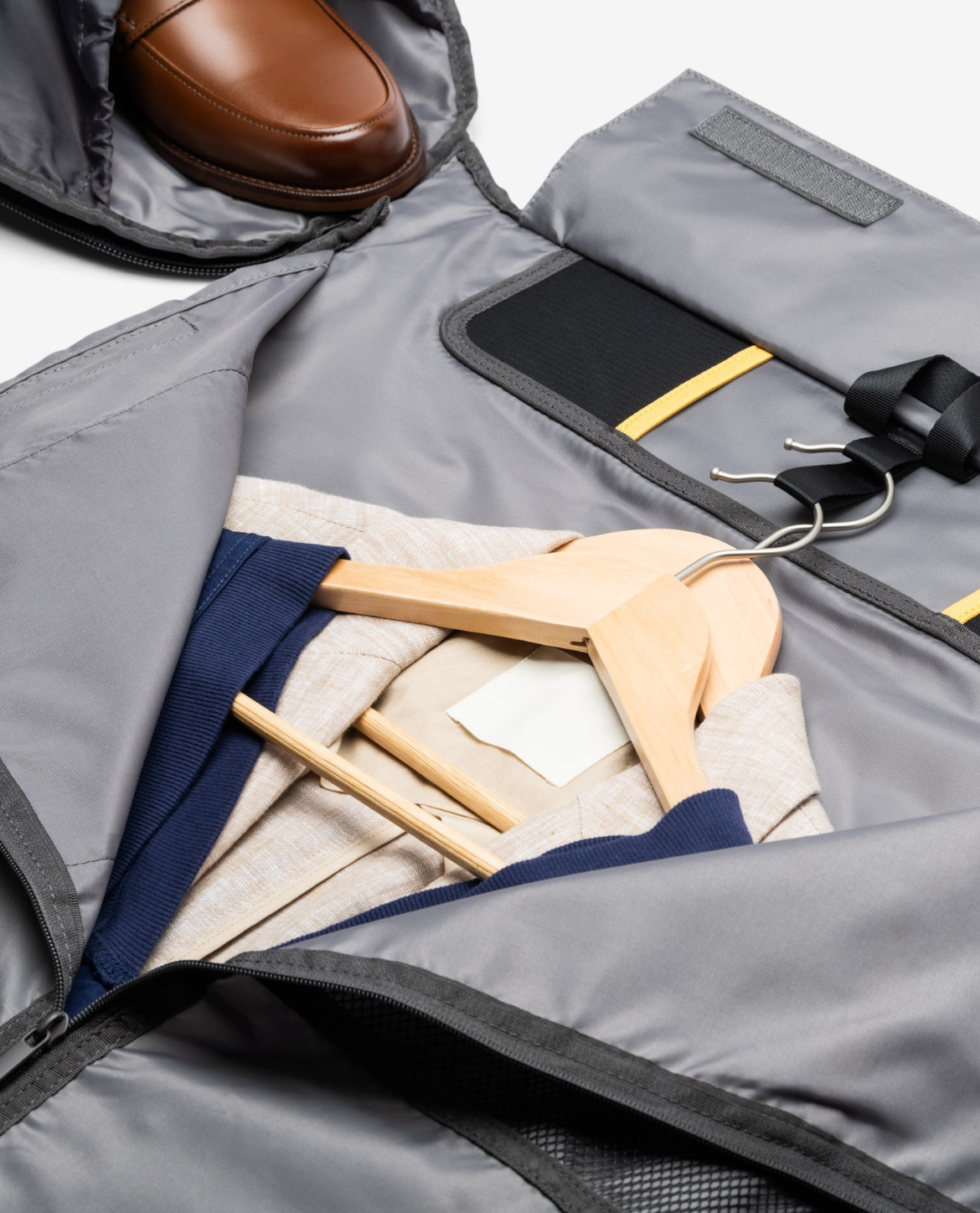 Women's Garment Duffle Bag | Fold-Out Suit Compartment & Travel Ready