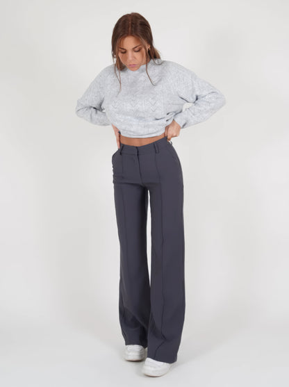 Women’s High-Waisted Straight Leg Trousers – Chic Centre Crease Design