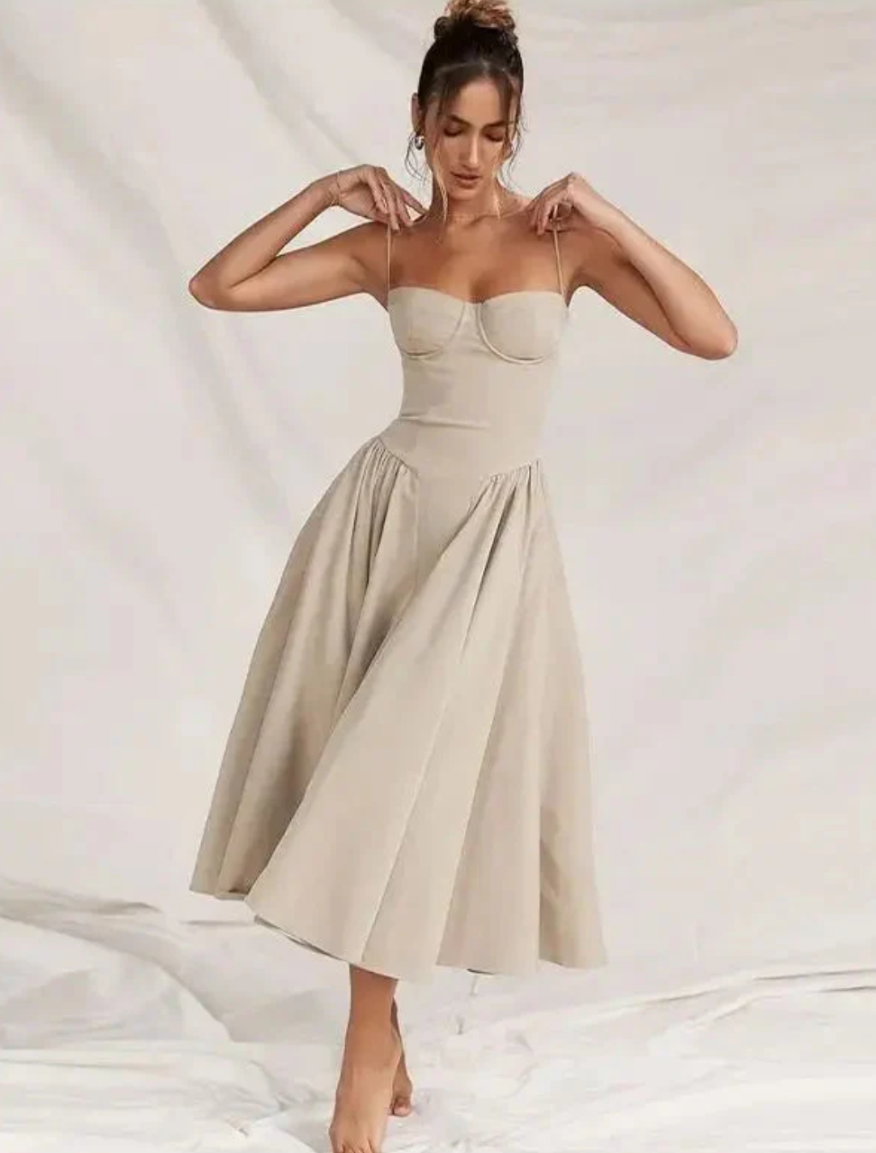 Women's Midi Dress | Sweetheart Neck & Flowy Fit