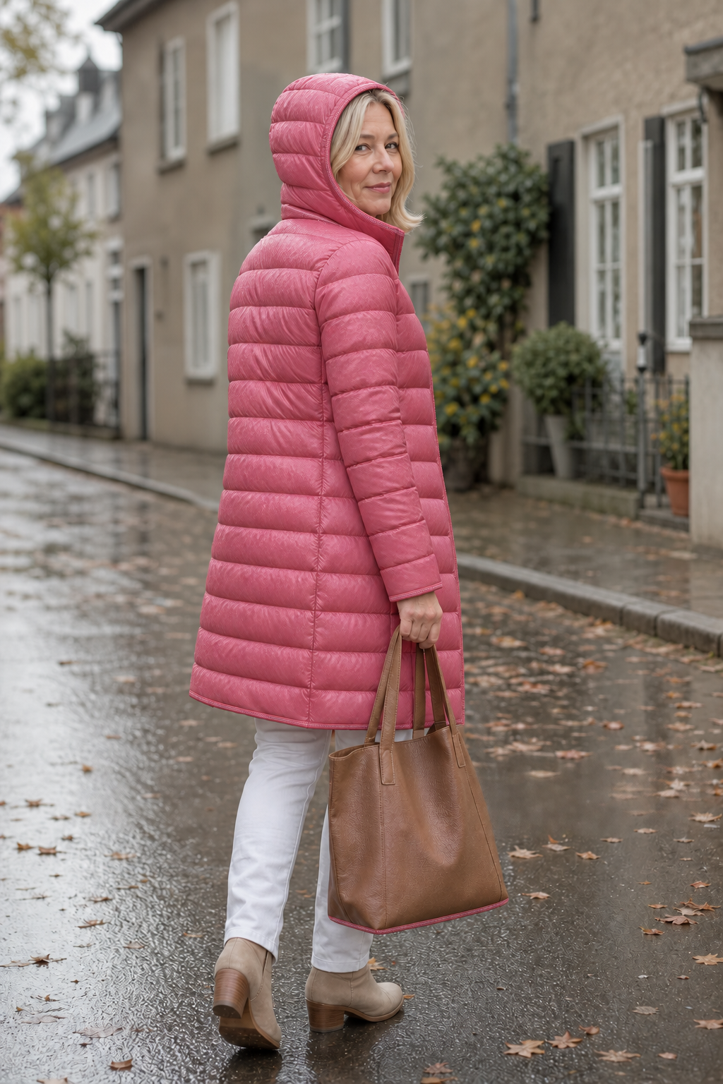 Women's Packable Puffer Jacket | Detachable Hood & Ultralight Warmth