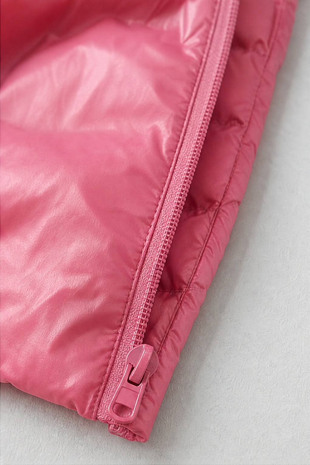 Women's Packable Puffer Jacket | Detachable Hood & Ultralight Warmth