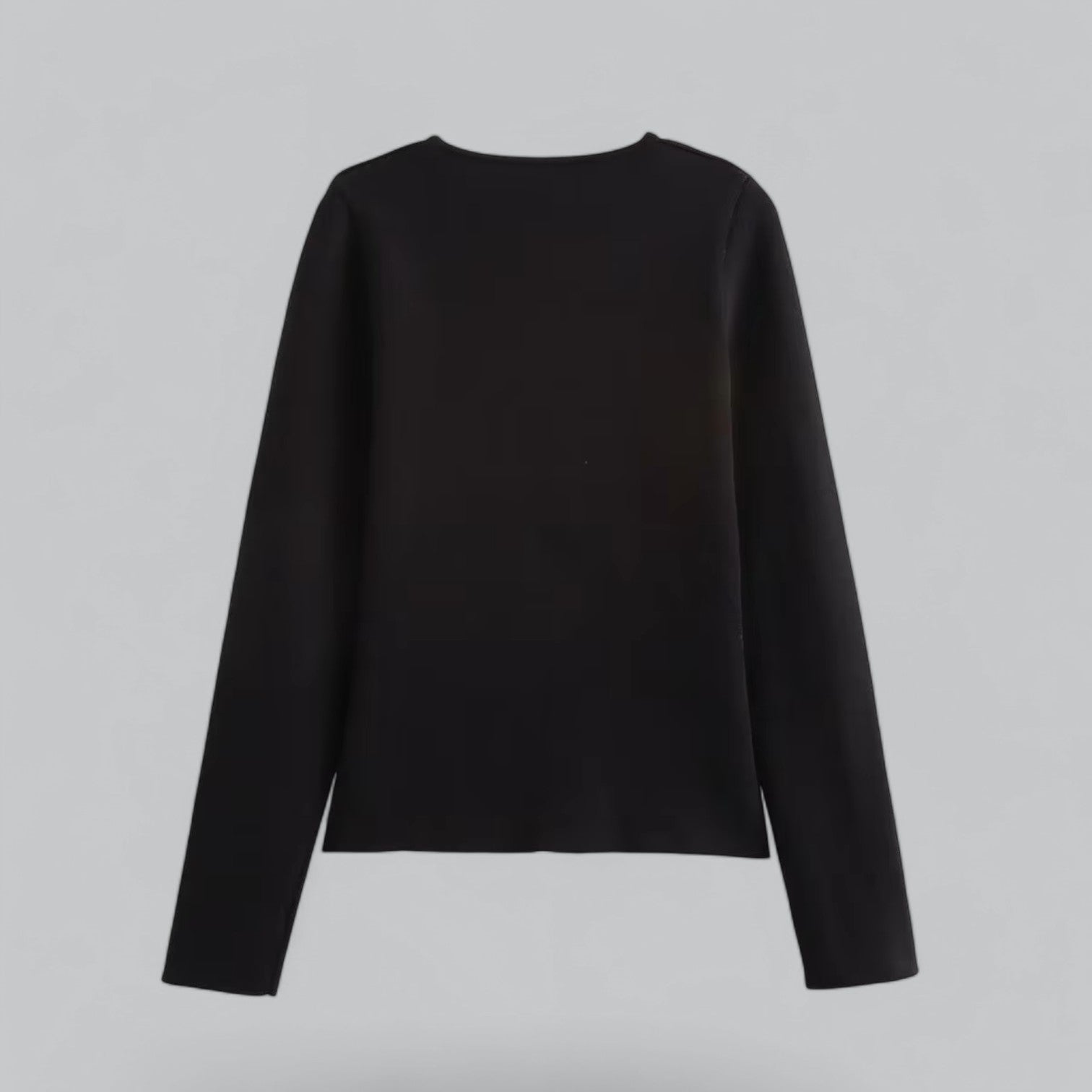 Cozy Knitted Cardigan for Any Occasion