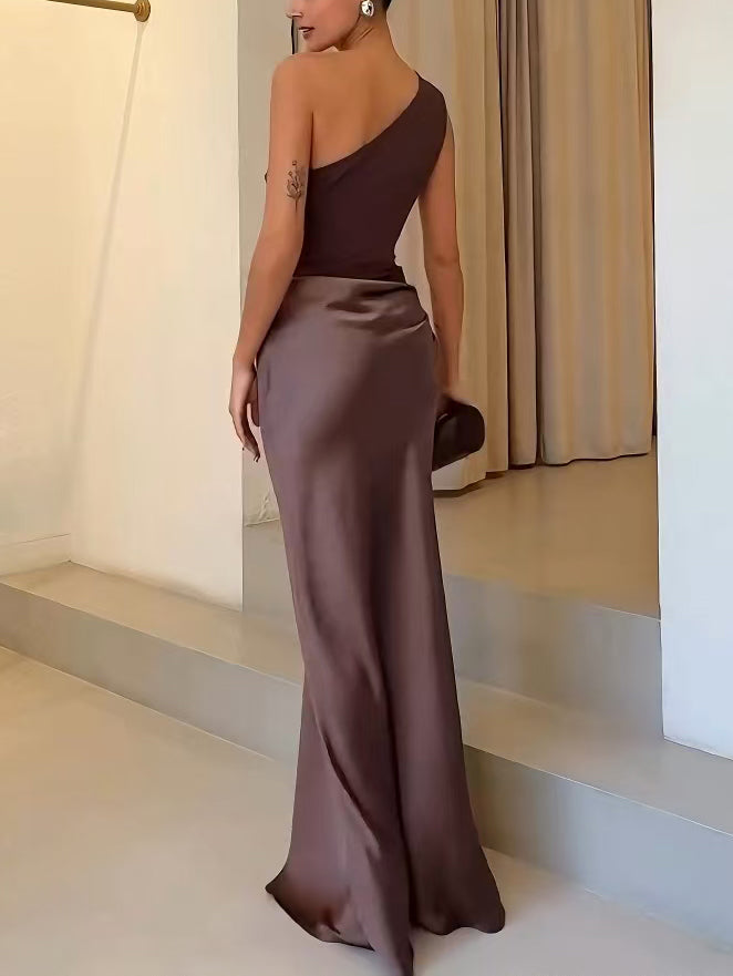 Women's Summer Maxi Dress | One-Shoulder Pleated & Flattering Formal Gown