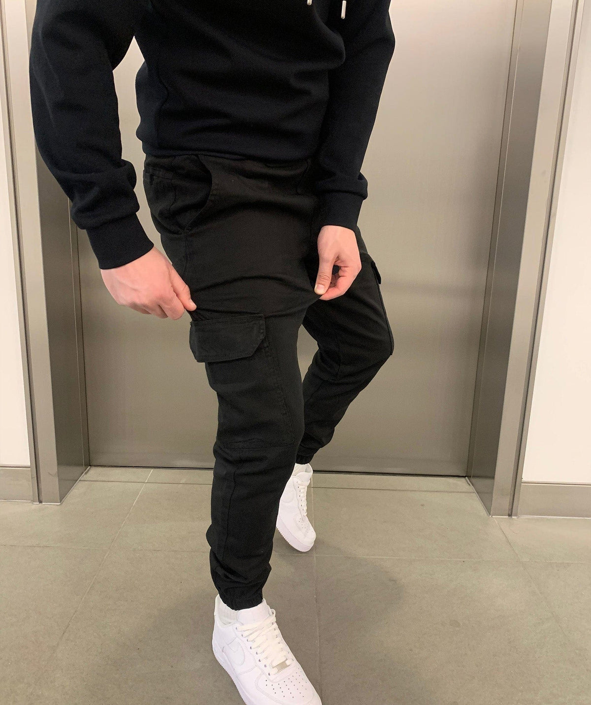 Men's Cargo Jogger Pants | Elastic Waistband & Functional Pockets 10