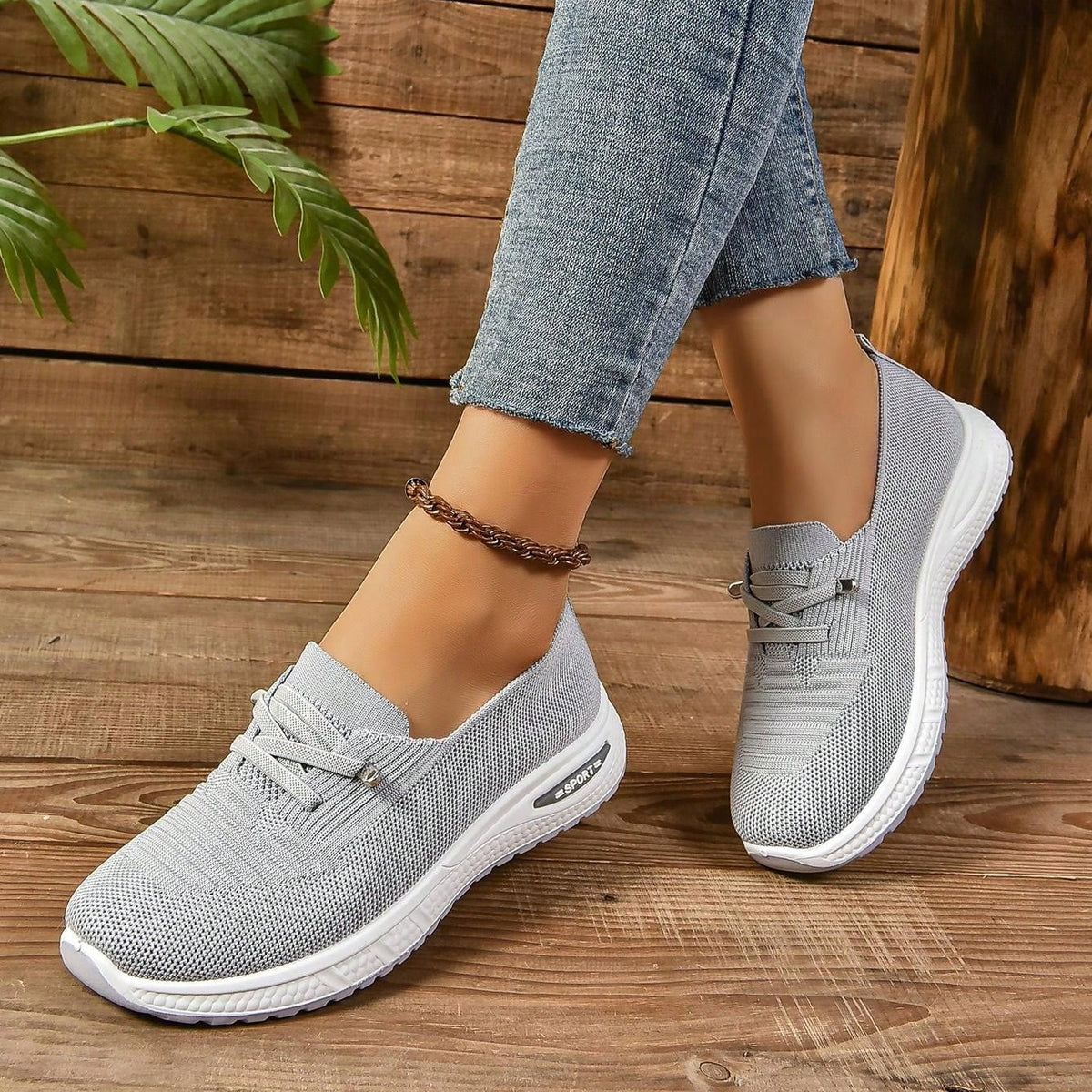 Zara - Stylish Orthopedic Sneakers for Everyday Wear