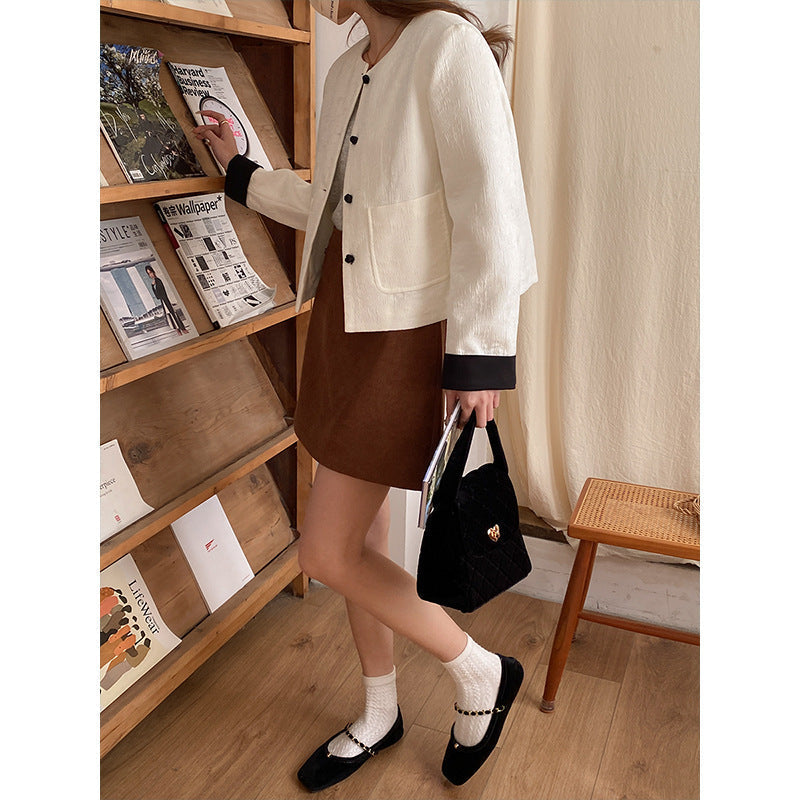 Women's Cropped Blazer | Tailored Fit & Chic Style 4