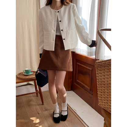 Women's Cropped Blazer | Tailored Fit & Chic Style 2