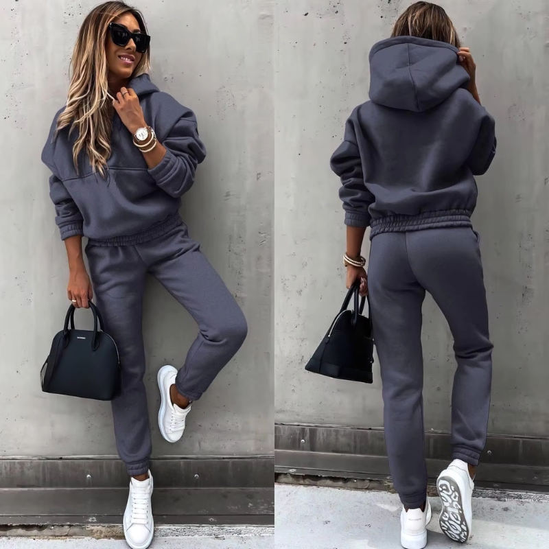 Women's Tracksuit Set | Oversized Hoodie & Tapered Joggers 5