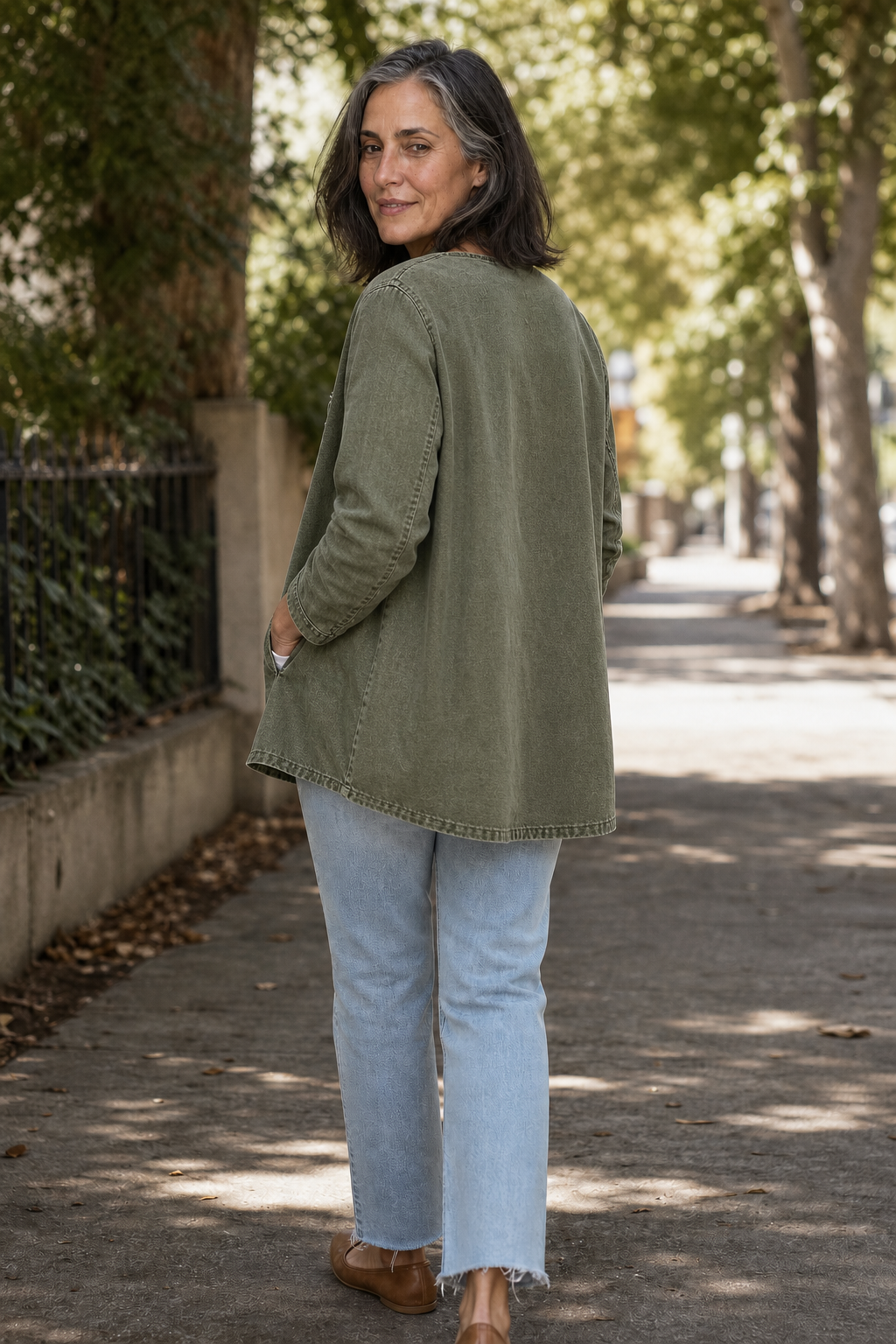 Women's Jacket | Lightweight & Relaxed Fit 4