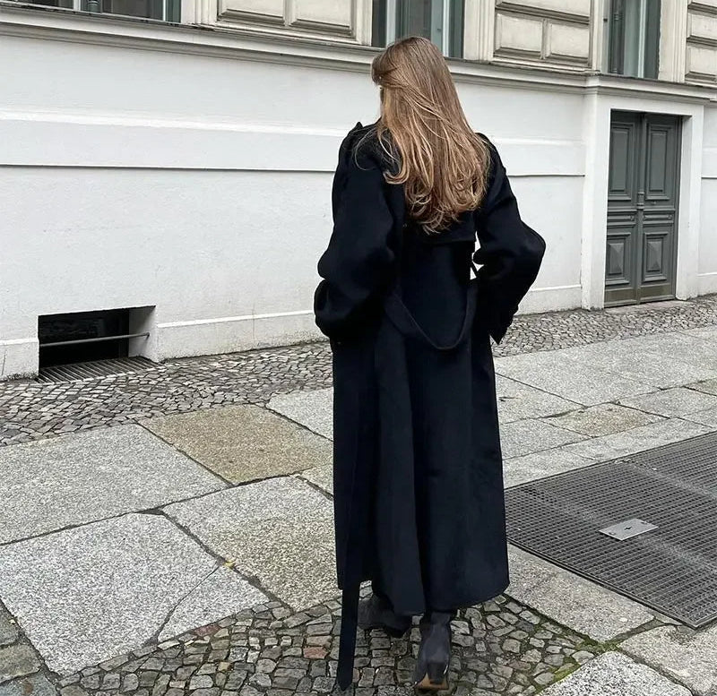 Women's Belted Maxi Coat | Lapel Collar & Long Sleeves 3